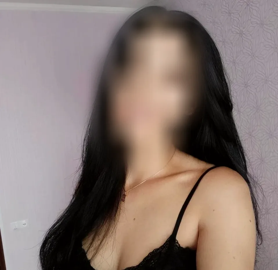 Gemma, 29